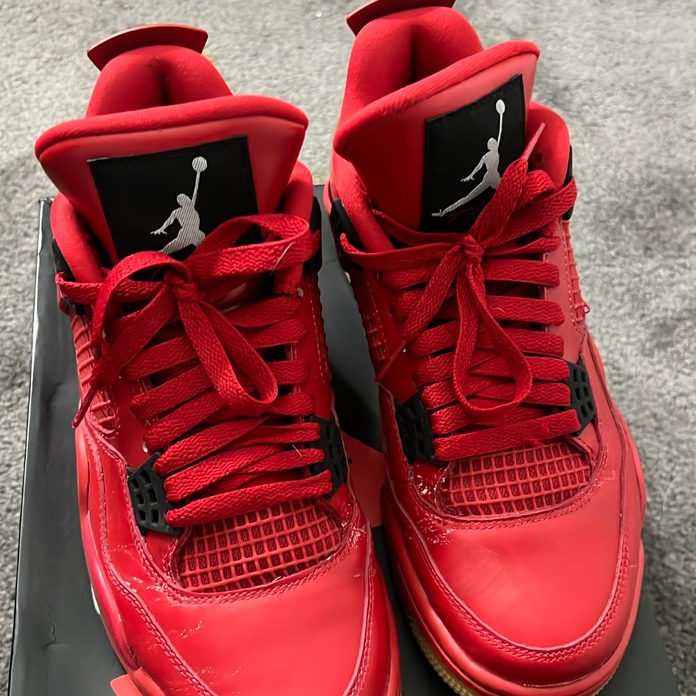 Wmns Red Air Jordan 4